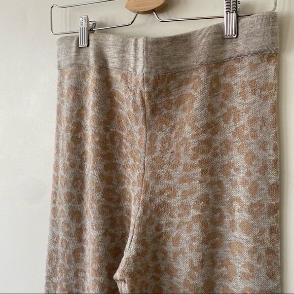 ANTHROPOLOGIE-IRIS Jogger Fawn (Medium) - Picture 6 of 11